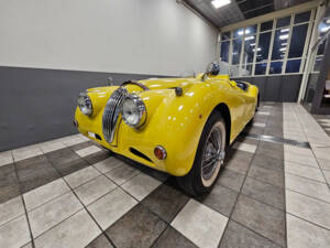 Imagen 3/14 de Jaguar XK 140 OTS (1956)