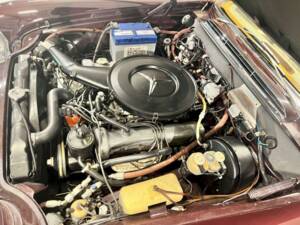 Image 26/36 de Mercedes-Benz 280 SE 3,5 (1971)
