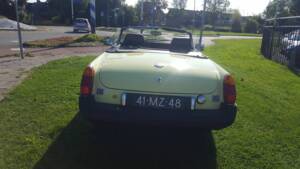 Afbeelding 5/8 van MG MGB (1976)