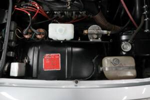 Image 37/56 of Alfa Romeo Montreal (1977)