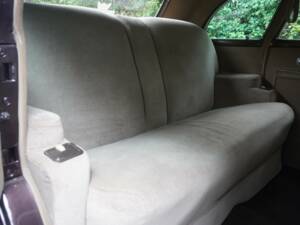 Image 15/20 of Buick 60 Century (1940)