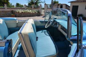Bild 20/32 von Cadillac Eldorado Biarritz (1956)
