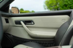 Obraz 39/50 pojazdu Mercedes-Benz SLK 230 Kompressor (1997)