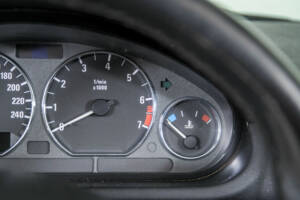 Image 17/50 of BMW Z3 1.9i (2000)