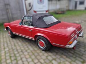 Image 5/8 of Mercedes-Benz 280 SL (1970)