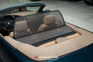 Immagine 14/24 di BMW 320i (1995)