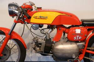 Image 22/27 of Aermacchi Ala Verde (1962)