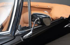 Imagen 27/36 de Maserati Mistral 3700 Spyder (1965)