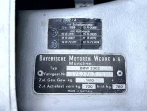 Image 15/22 of BMW 2002 (1975)