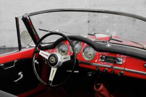 Afbeelding 20/46 van Alfa Romeo Giulia 1600 Spider (1963)