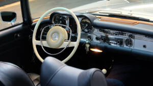 Imagen 24/50 de Mercedes-Benz 230 SL (1964)