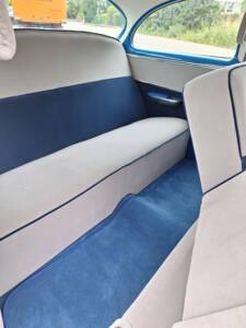 Image 11/17 of Pontiac Chieftain (1953)