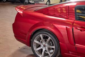 Image 60/68 of Ford Mustang GT (2005)