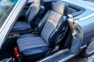 Image 12/19 of Mercedes-Benz 300 SL (1987)