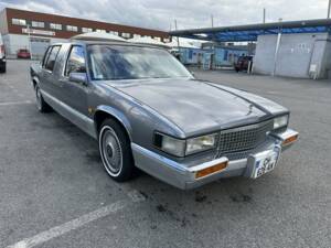 Immagine 4/8 di Cadillac DeVille (1991)