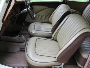Image 12/18 of Bristol 400 (1948)