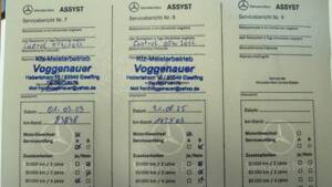 Image 23/89 of Mercedes-Benz SL 500 (2002)