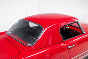 Bild 37/40 von Alfa Romeo 2000 Spider (1961)