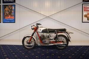 Image 20/28 of Puch M 125 (1968)