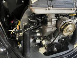Image 37/41 de Volkswagen Coccinelle 1303 LS (1974)