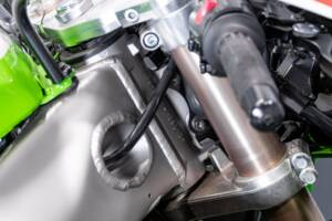 Afbeelding 10/35 van Kawasaki ZX-R 750 J/R (1993)