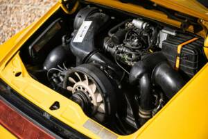 Bild 38/48 von Porsche 911 Speedster (1993)
