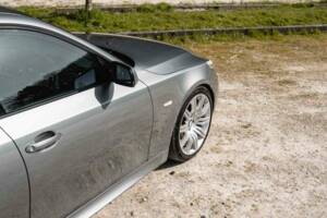 Bild 10/50 von BMW 550i (2006)