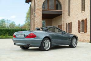 Image 9/50 of Mercedes-Benz SL 500 (2001)