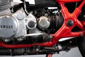 Image 12/50 of Yamaha XS 750 (1979)