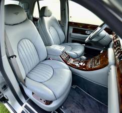 Afbeelding 44/50 van Bentley Arnage Red Label (2002)