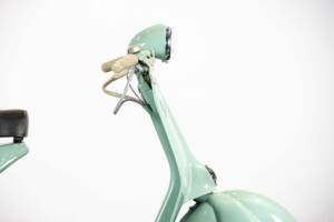 Immagine 31/50 di Piaggio Vespa 125 (1953)