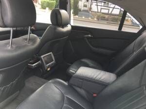 Immagine 10/38 di Mercedes-Benz S 55 AMG (2003)