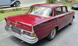 Image 4/21 of Mercedes-Benz 200 D (1968)