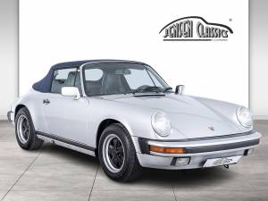 Image 2/22 of Porsche 911 Carrera 3.2 (1987)