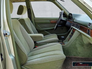 Afbeelding 14/18 van Mercedes-Benz 280 SE (1981)
