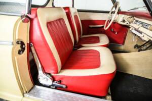 Image 32/50 of Borgward Isabella Coupe (1958)