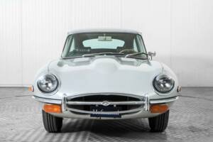 Image 11/47 de Jaguar E-Type (1969)