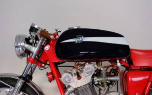 Image 53/99 of MV Agusta 750 Sport (1971)