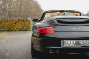 Bild 52/96 von Porsche 911 Carrera 4 (2006)