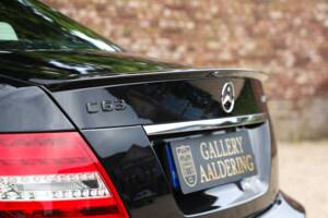 Image 7/50 of Mercedes-Benz C 63 AMG (2012)