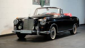 Image 1/30 of Mercedes-Benz 220 S Cabriolet (1957)