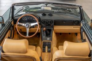 Bild 5/20 von Alfa Romeo 2.0 Spider (1991)
