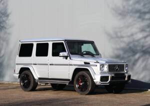 Bild 21/41 von Mercedes-Benz G 63 AMG (lang) (2015)
