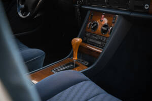 Bild 9/29 von Mercedes-Benz 280 SE (1981)