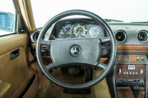 Bild 8/50 von Mercedes-Benz 300 D (1983)