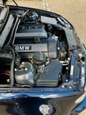 Image 22/32 of BMW 330Ci (2004)