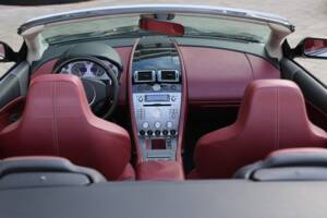 Bild 22/47 von Aston Martin DB 9 Volante (2006)