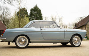 Image 14/88 of Peugeot 404 Coupé (1968)