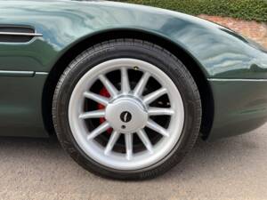 Afbeelding 11/21 van Aston Martin DB 7 (1998)