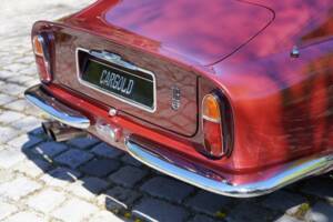 Imagen 9/12 de Aston Martin DB 6 Vantage (1967)